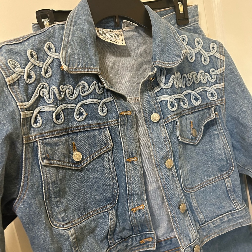 The Original Jordache jeanwear denim two piece setjacket and Jeans matching set - Picture 2 of 12